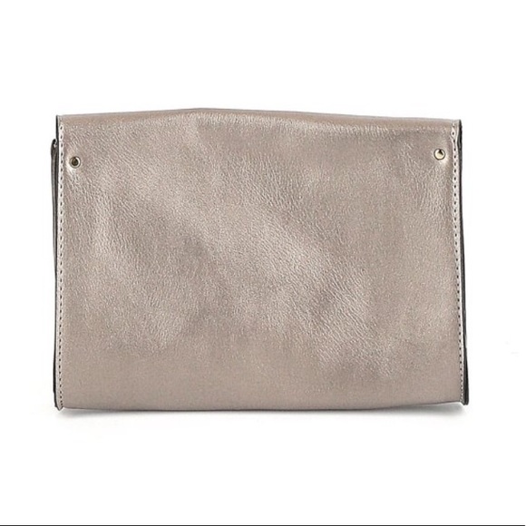 Silver purse, new - Picture 3 of 9